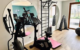 Mountain Shine - Apartment, Spa And Parking